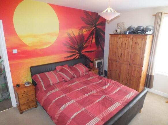 bedroom 1 (front)