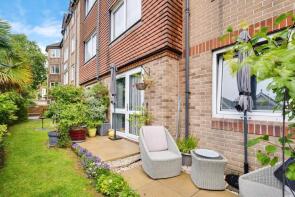 7, 34 Fairhaven Court, Sea Road, Boscombe, Bournemouth BH5 1DG