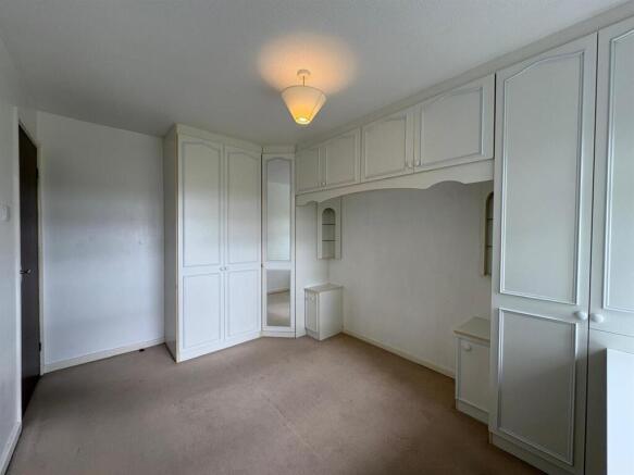 3 bed House for sale Image 12