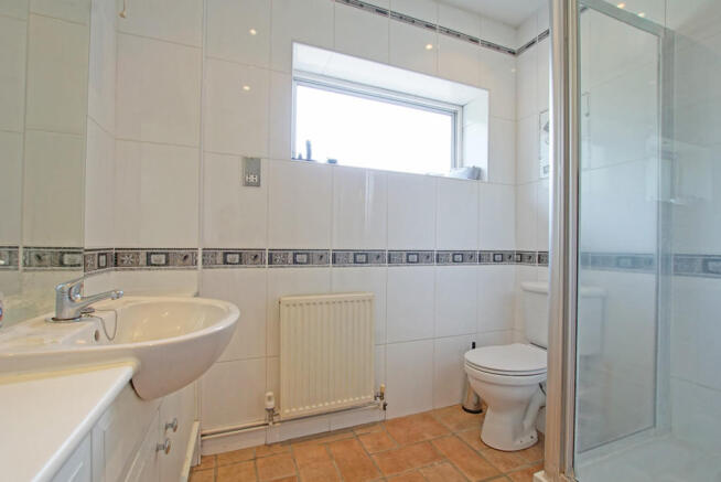 Master Bedroom En...