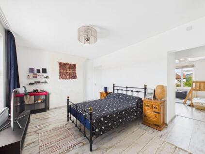 Leicester Square, Bristol, BS16