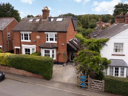 Victoria Road, Ascot
