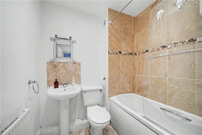 3 bed Semi-Detached for sale Image 6