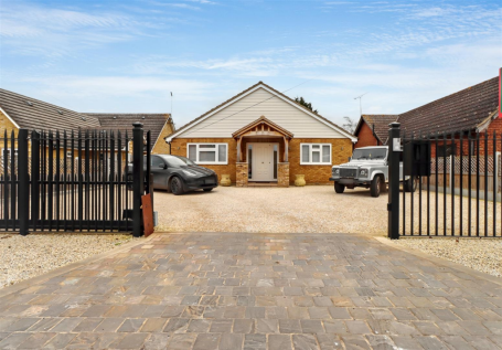 Sugden Avenue, Wickford