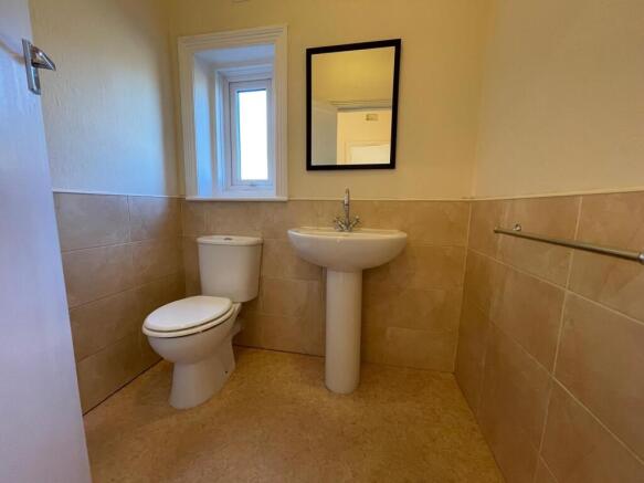 2 bed Terraced for sale Image 12