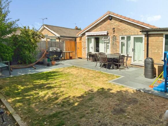 2 bed Detached Bungalow for sale Image 12