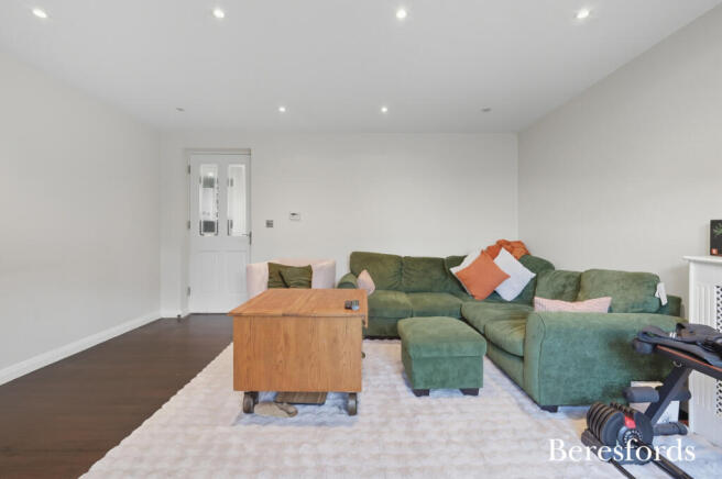 Willow Road, Dunmow, CM6 photo 4