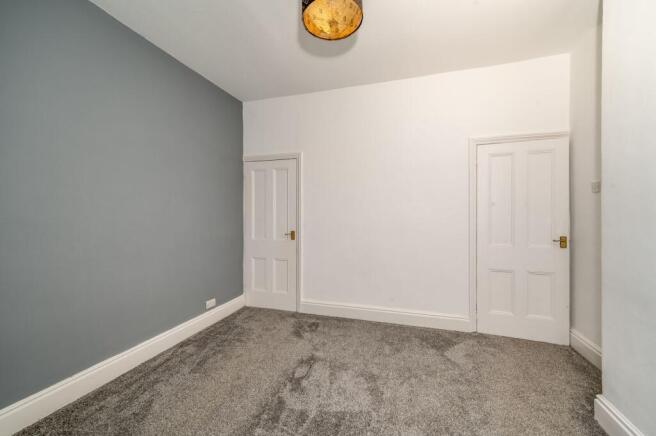 3 bed Terraced to rent Image 11