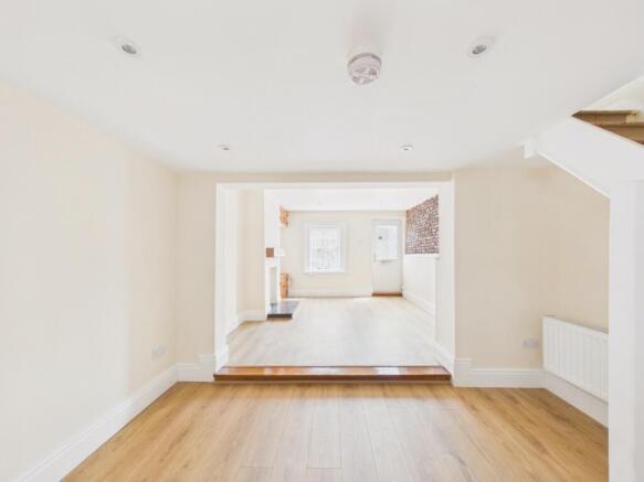 2 bed Terraced for sale Image 5