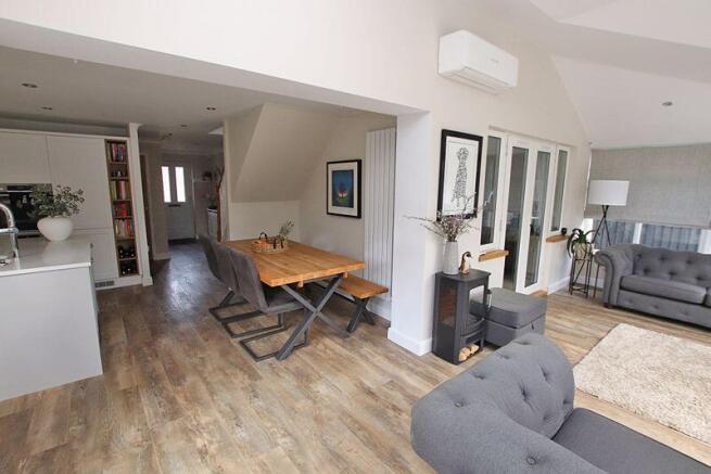 Kitchen dining room photo 2