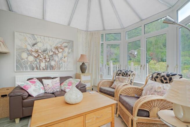3 bed Semi-Detached for sale Image 7