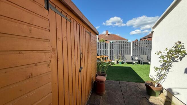 2 bed Semi-Detached for sale Image 10