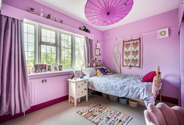 1446533-8-69dfc9d...