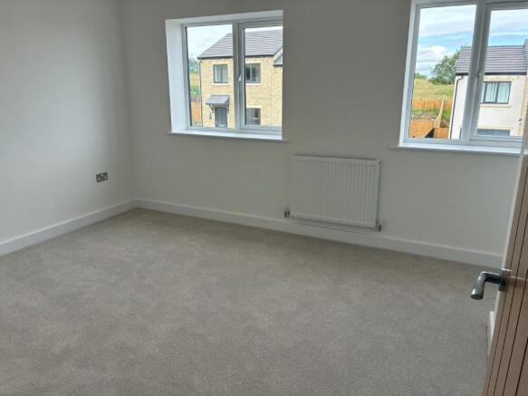 2 bed Semi-Detached for sale Image 6