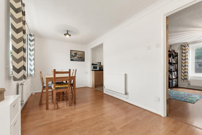 64 Hawkins Rd (3).JPG