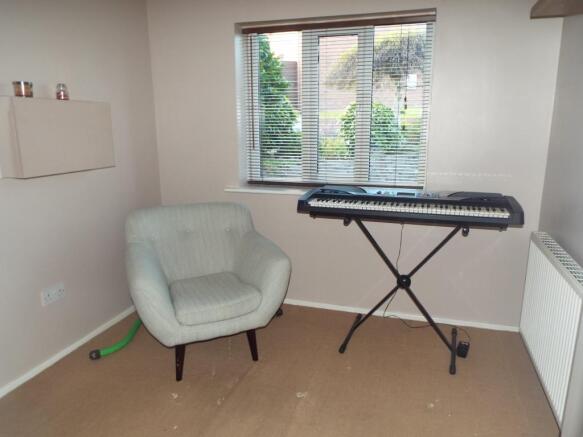 Sitting Room/Bedroom