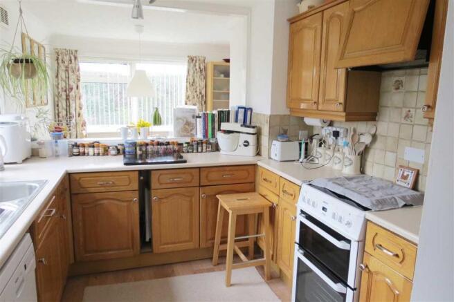 Kitchen: