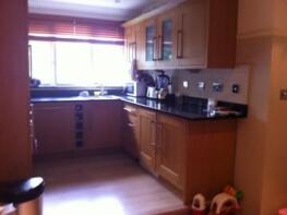 24, Colney Hatch Lane, Hornsey, London N10 1DU