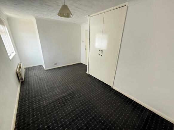 2 bed Semi-Detached to rent Image 7