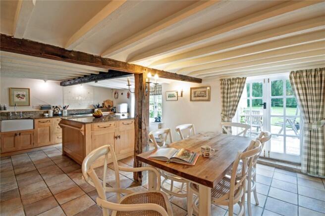 Kitchen/Breakfast Rm