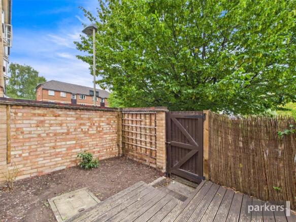 Muirfield Close, Reading, Berkshire, RG1 photo 4