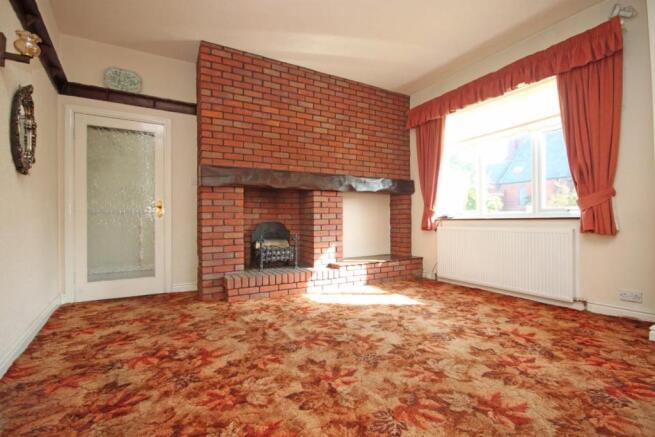 Through Lounge/Dining Area