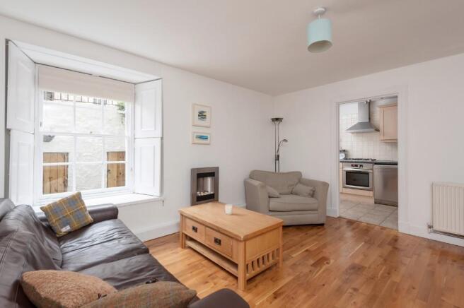 Sitting/Dining Room