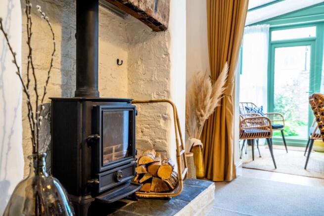 2 bed Terraced for sale Image 4