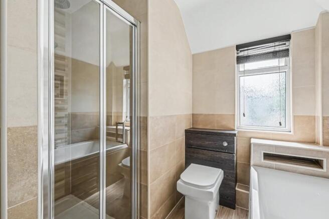 3 bed End of Terrace to rent Image 12