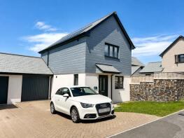 37, Highfield Park, Bodmin PL31 2WQ