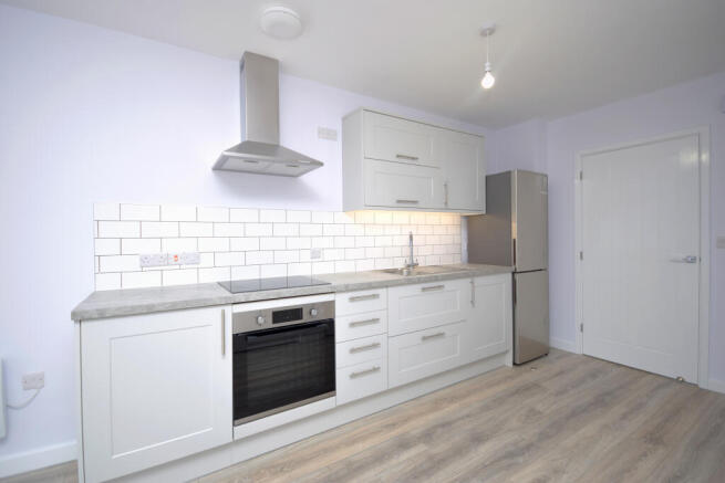 1 bed Apartment to rent Image 4