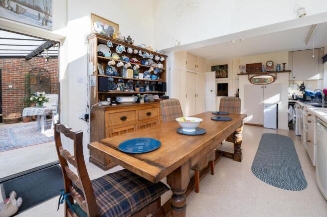 Kitchen/dining room