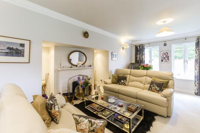 8309209-interior03-800.jpg
