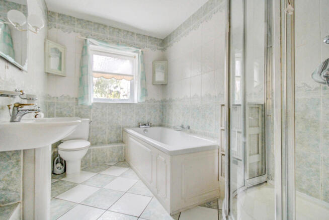 Main Bathroom
