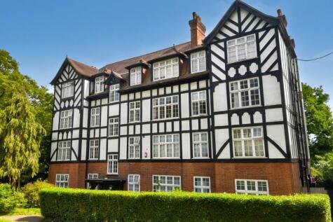 Langbourne Avenue, Highgate, London, N6