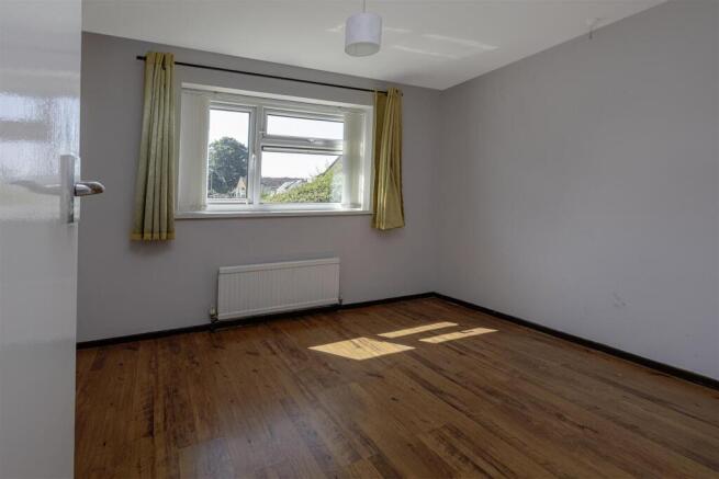 1 bed Apartment to rent Image 11