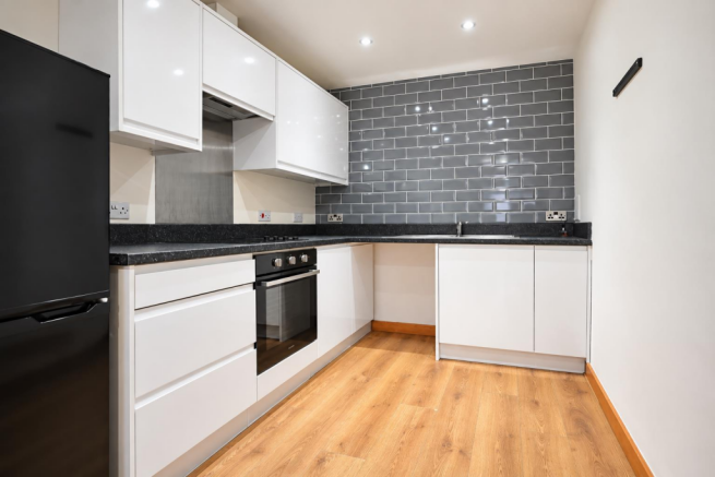 15 Opt Kitchen 1.png