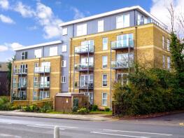 Flat 12, Signature House, High Street, Edgware HA8 7FP