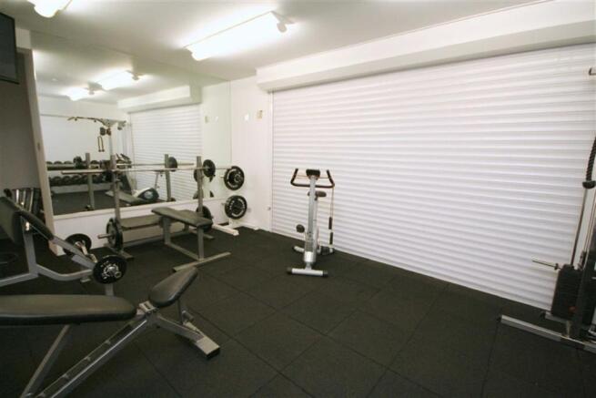 Garage/Gym/Workshop