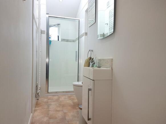 downstairs shower ro