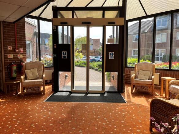 1 bed Apartment for sale Image 8