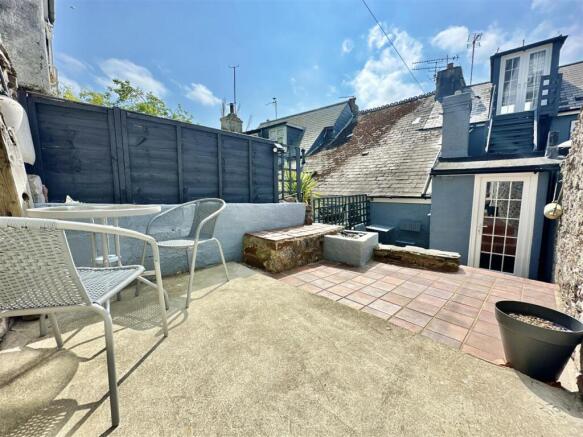 Rear Courtyard.jpg