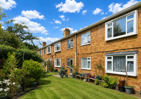 Dolphin Close, Surbiton