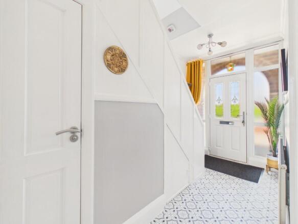3 bed Semi-Detached for sale Image 6