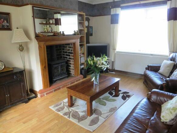SITTING ROOM