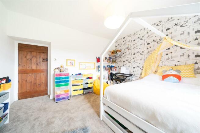 Bedroom 3-2.jpg