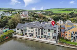 14, Canalside, Higher Wharf, Bude EX23 8GY