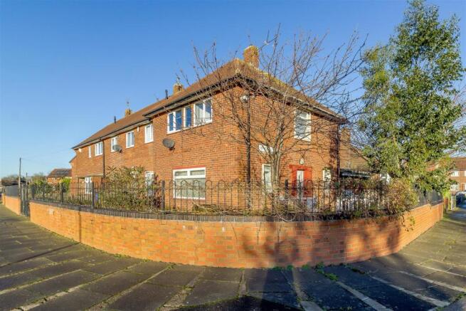8448172-exterior02.jpg