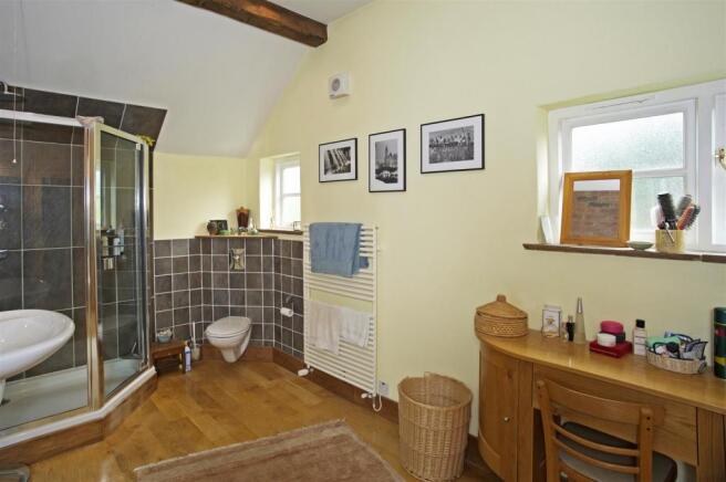 Throstle Cottage fpz