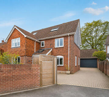 Forest Road, Melksham, SN12